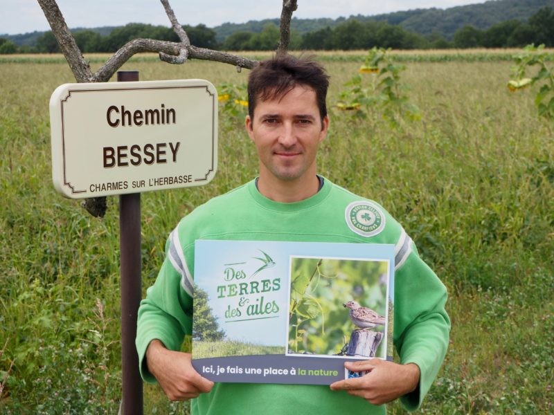 EARL FERME BESSEY
